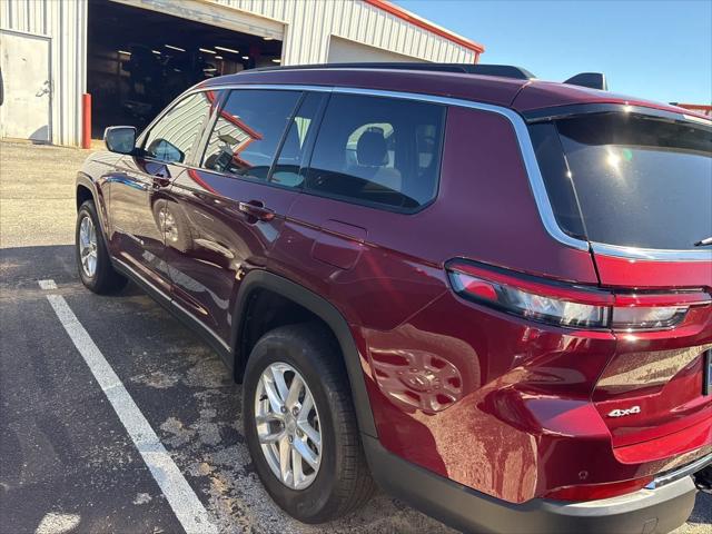 2025 Jeep Grand Cherokee L Laredo X 4x4 2025 Jeep Grand Cherokee L Laredo X 4x4