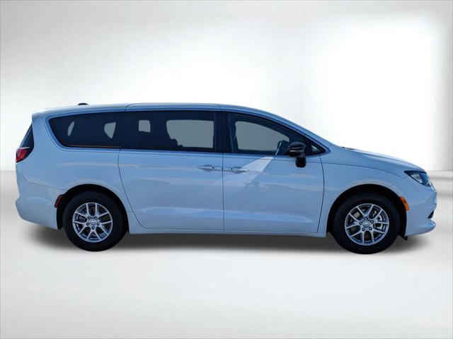 2026 Chrysler Voyager VOYAGER LX