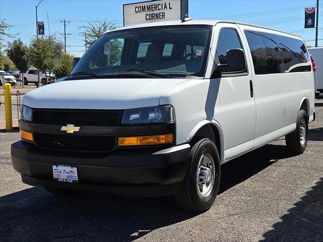 2025 Chevrolet Express Passenger RWD 3500 Extended Wheelbase LS