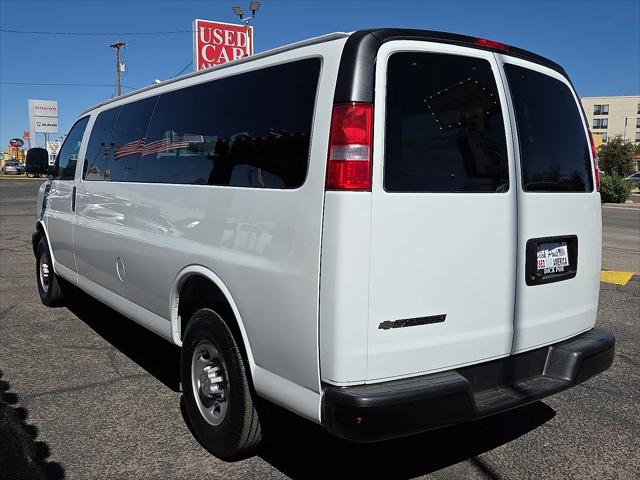 2025 Chevrolet Express Passenger RWD 3500 Extended Wheelbase LS