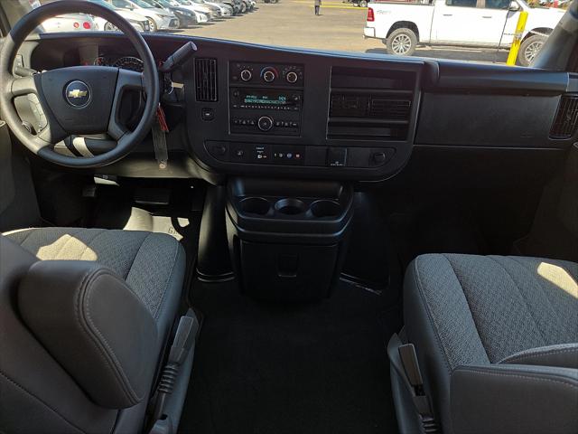 2025 Chevrolet Express Passenger RWD 3500 Extended Wheelbase LS