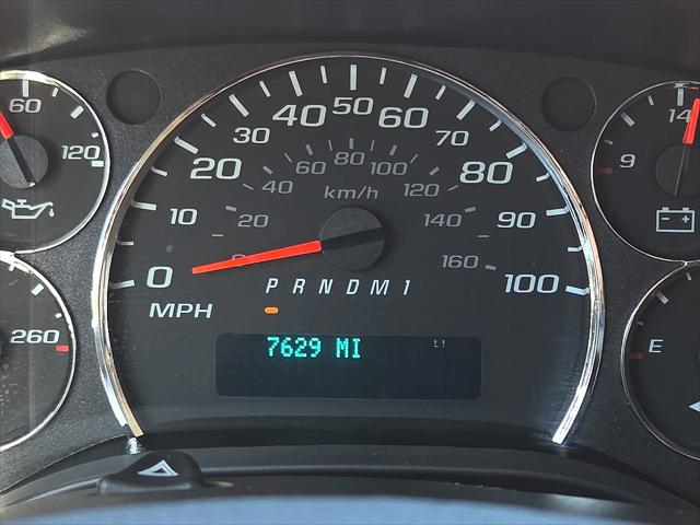 2025 Chevrolet Express Passenger RWD 3500 Extended Wheelbase LS