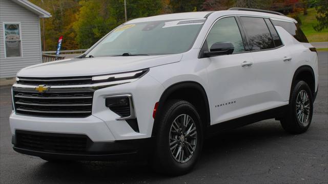 2024 Chevrolet Traverse FWD LT 2024 Chevrolet Traverse FWD LT