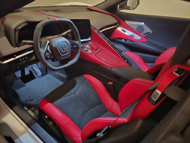 2025 Chevrolet Corvette Stingray RWD Coupe 2LT