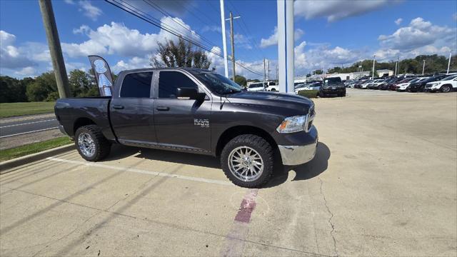 2023 RAM 1500 Classic Tradesman Crew Cab 4x4 57 Box 2023 RAM 1500 Classic Tradesman Crew Cab 4x4 57 Box