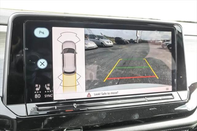 2026 Volkswagen Atlas Cross Sport SE with Technology