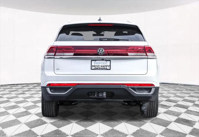 2026 Volkswagen Atlas Cross Sport SE with Technology