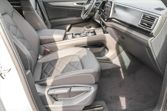 2026 Volkswagen Atlas Cross Sport SE with Technology