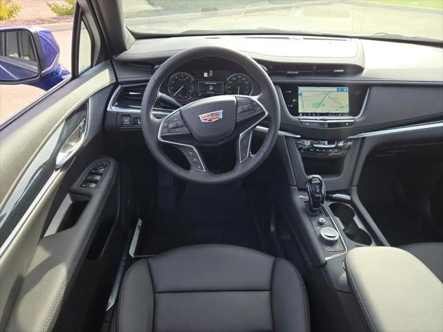 2025 Cadillac XT5 FWD Premium Luxury