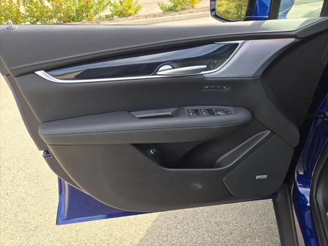 2025 Cadillac XT5 FWD Premium Luxury