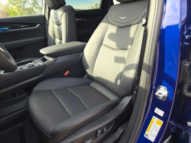 2025 Cadillac XT5 FWD Premium Luxury