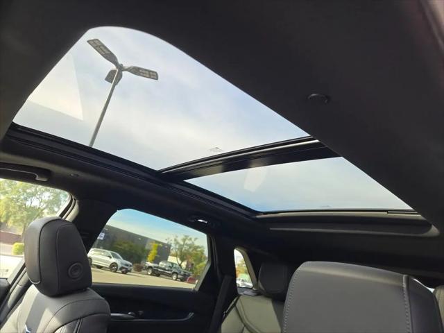 2025 Cadillac XT5 FWD Premium Luxury
