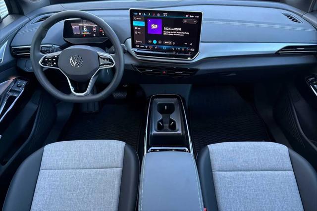 2025 Volkswagen ID.4 Pro