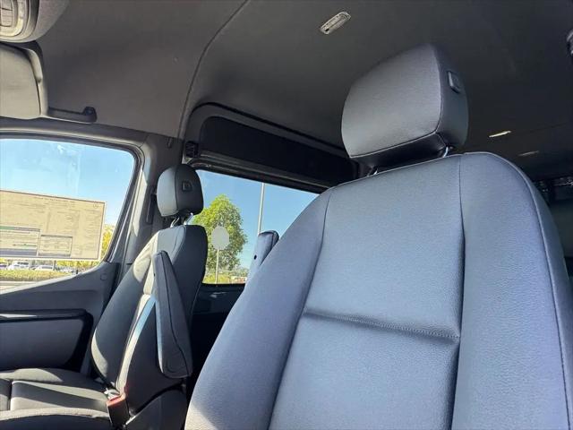 2026 Mercedes-Benz Sprinter 2500 Standard Roof 4-Cyl Diesel