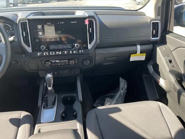 2026 Nissan Frontier Crew Cab SV 4x2