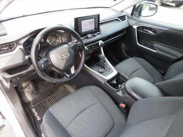 2021 Toyota RAV4 Hybrid XLE