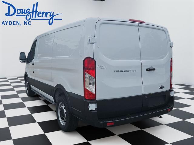 2025 Ford Transit Cargo Van Base
