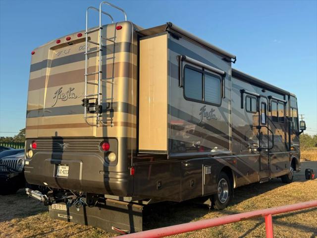 2006 Ford F-53 XL