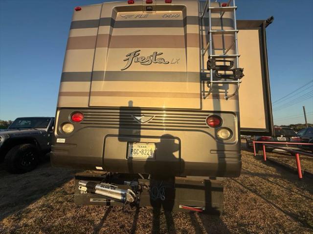 2006 Ford F-53 XL