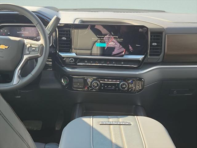2026 Chevrolet Silverado 2500HD Crew Cab, Standard Bed, High Country, 4WD