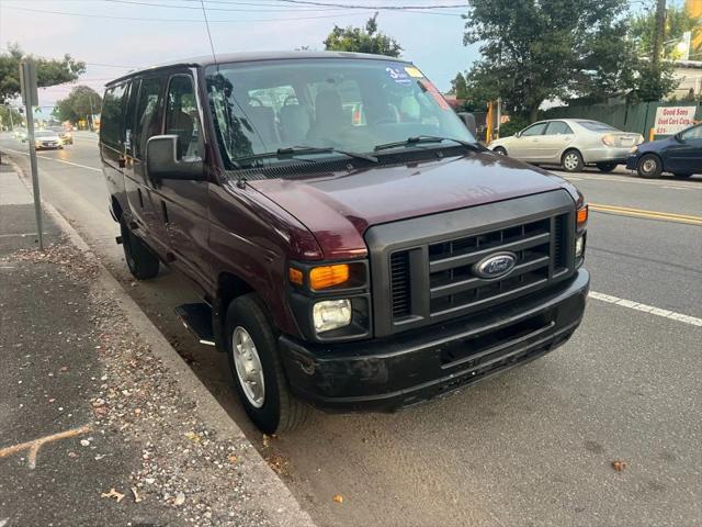 2010 Ford E350 Base