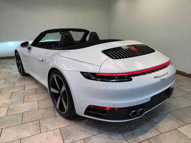 2020 Porsche 911 Carrera 4S Cabriolet