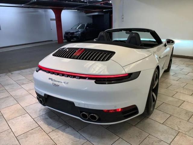 2020 Porsche 911 Carrera 4S Cabriolet