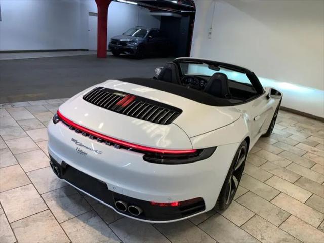 2020 Porsche 911 Carrera 4S Cabriolet