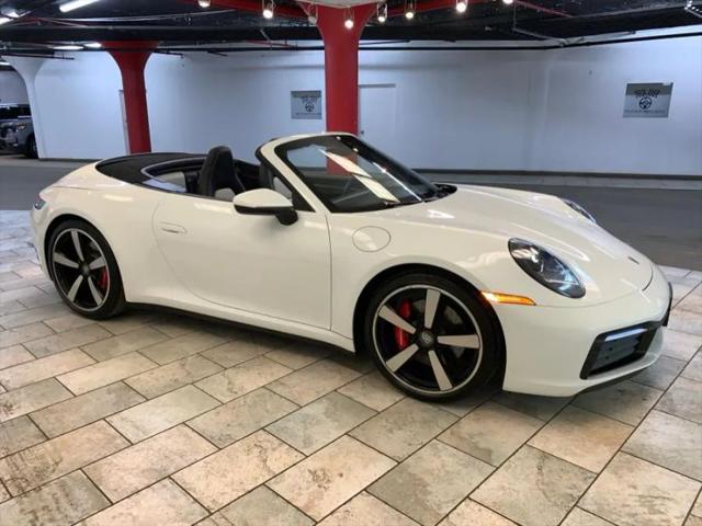 2020 Porsche 911 Carrera 4S Cabriolet