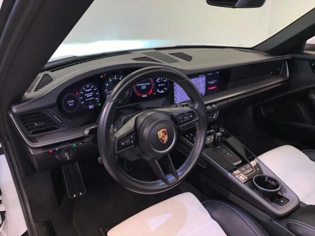 2020 Porsche 911 Carrera 4S Cabriolet