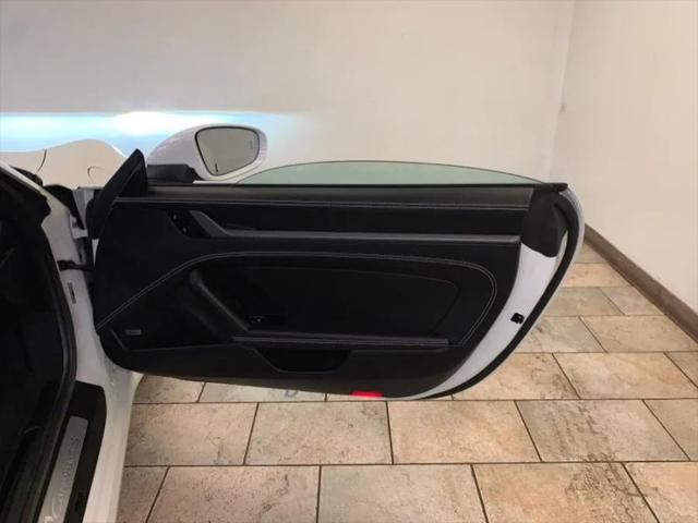2020 Porsche 911 Carrera 4S Cabriolet