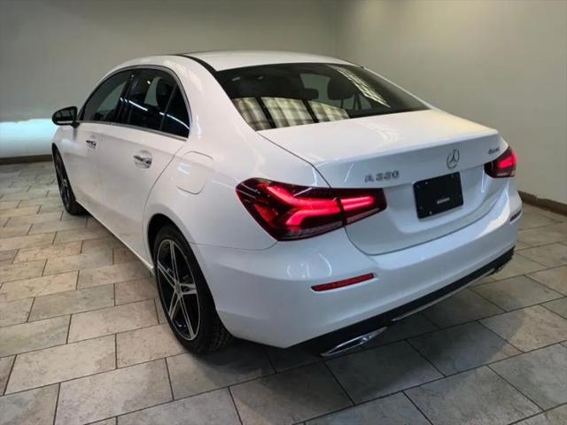 2022 Mercedes-Benz A 220 4MATIC