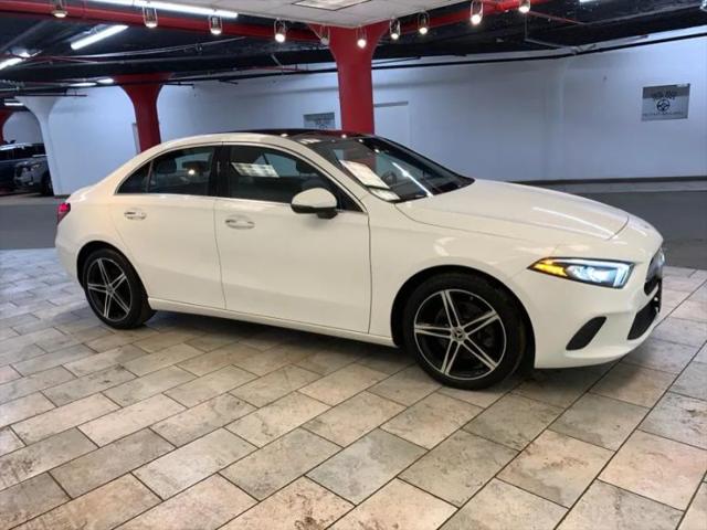 2022 Mercedes-Benz A 220 4MATIC