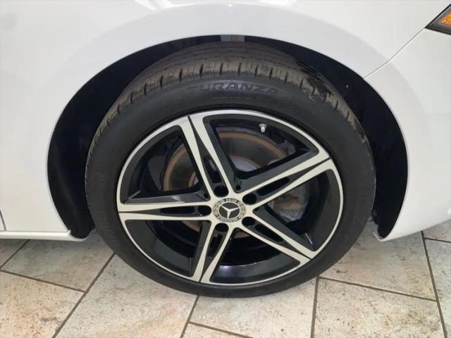 2022 Mercedes-Benz A 220 4MATIC