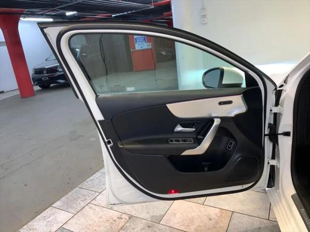 2022 Mercedes-Benz A 220 4MATIC