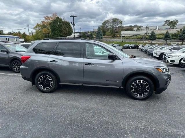 2020 Nissan Pathfinder SL 4WD