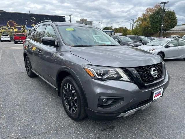 2020 Nissan Pathfinder SL 4WD