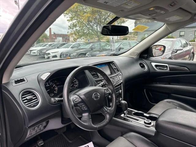 2020 Nissan Pathfinder SL 4WD