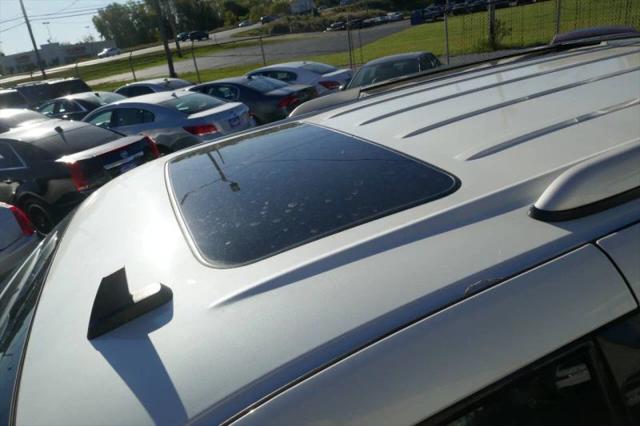 2008 Cadillac Escalade Standard