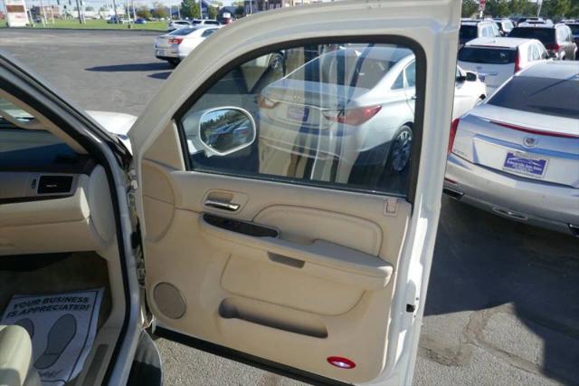 2008 Cadillac Escalade Standard