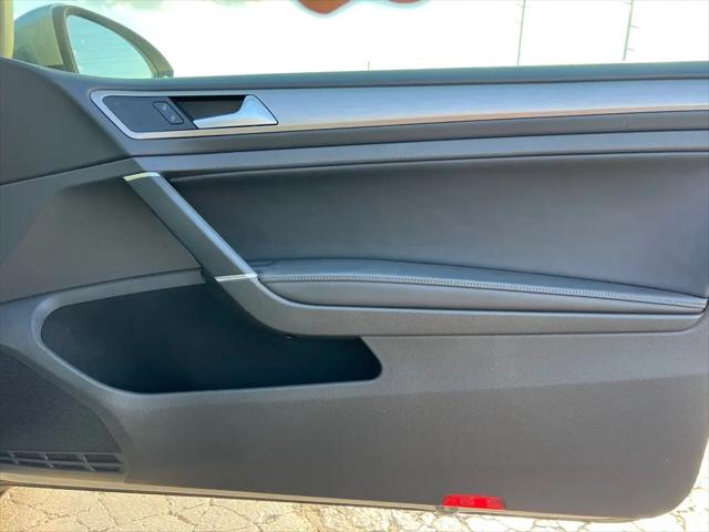 2015 Volkswagen Golf TSI S 2-Door