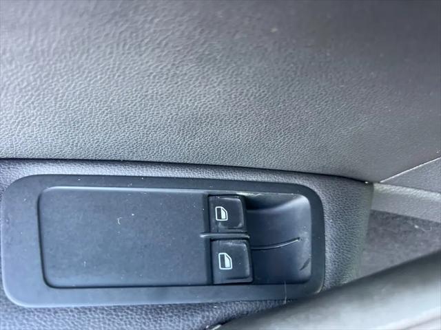 2015 Volkswagen Golf TSI S 2-Door