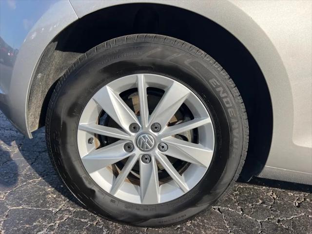 2015 Volkswagen Golf TSI S 2-Door