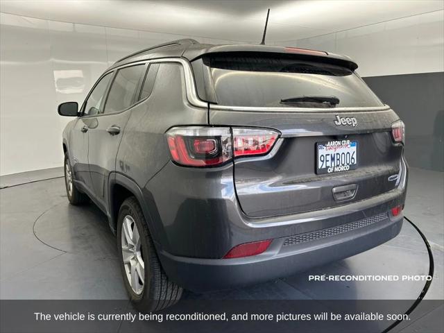 2022 Jeep Compass Latitude FWD