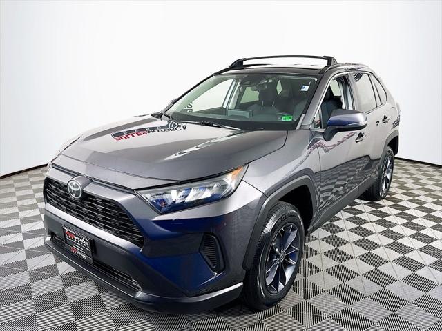 2020 Toyota RAV4 LE 2020 Toyota RAV4 LE