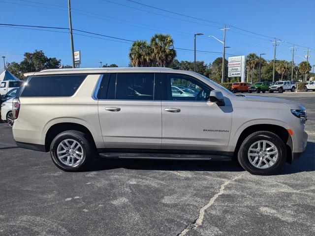 2023 Chevrolet Suburban 4WD LT