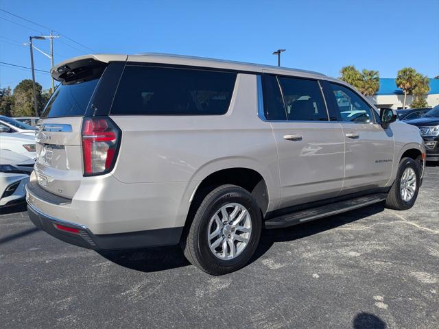 2023 Chevrolet Suburban 4WD LT