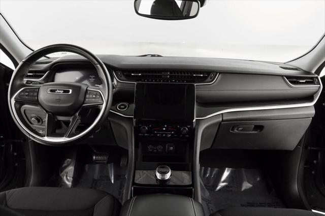 2022 Jeep Grand Cherokee L Laredo 4x4 2022 Jeep Grand Cherokee L Laredo 4x4