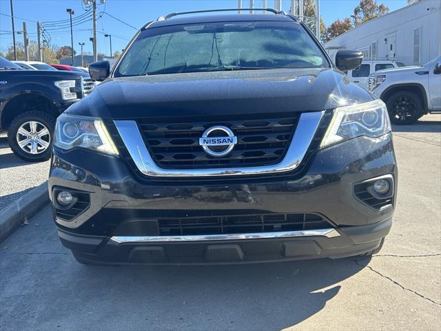 2017 Nissan Pathfinder SL 2017 Nissan Pathfinder SL