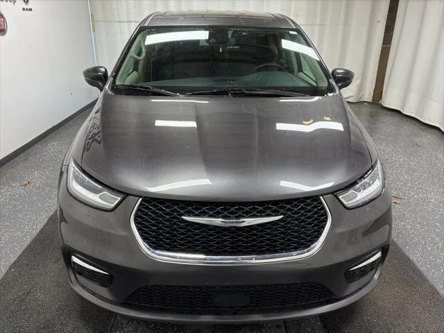 2023 Chrysler Pacifica Touring L 2023 Chrysler Pacifica Touring L